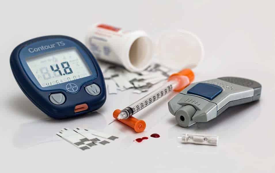 LifeLeaf Smartwatch - Monitoring Blood Glucose Levels