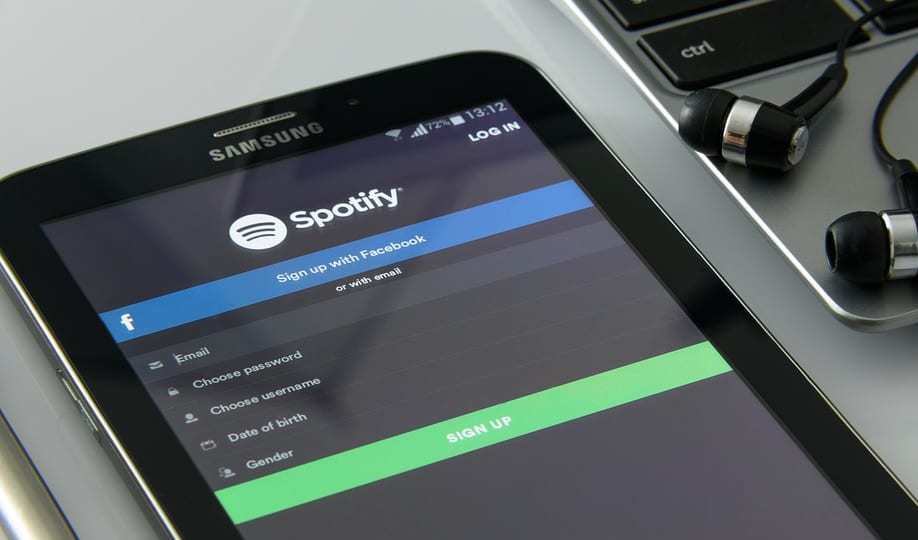 music streaming service - Spotify on Samsung phone