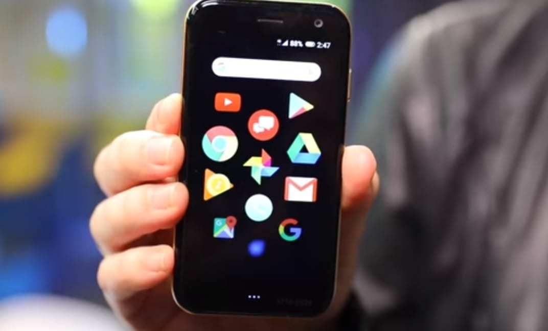 Palm Smartphone - YouTube Video image - CNET