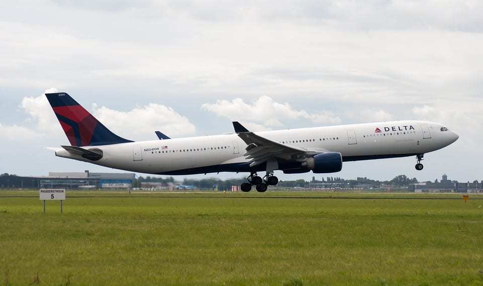 Delta facial recognition technology - Delta Air Lines Plane