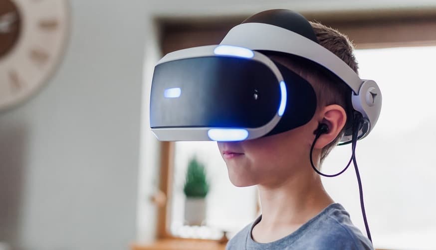 Bill Nye virtual reality - child wearing VR headset