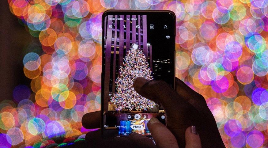 Rockefeller Center Christmas Tree - mobile phone - photo