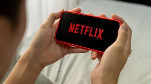 Mobile games - Netflix on phone