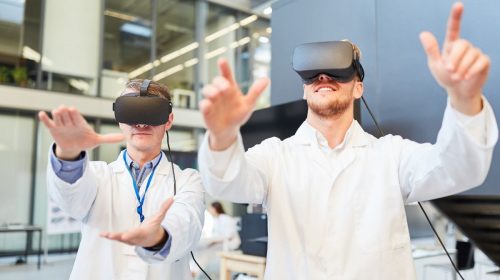 Virtual reality pain treatment - Technology testing