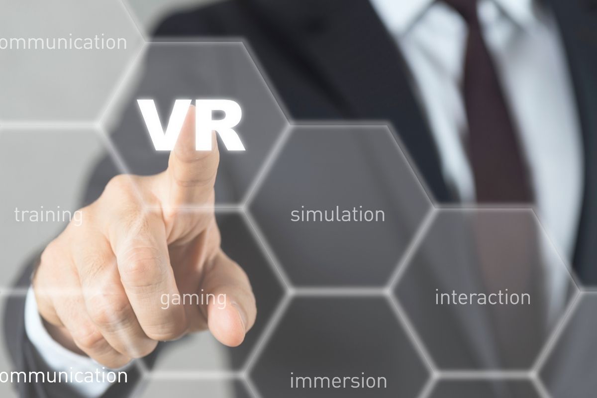 Virtual Fashion - business - VR