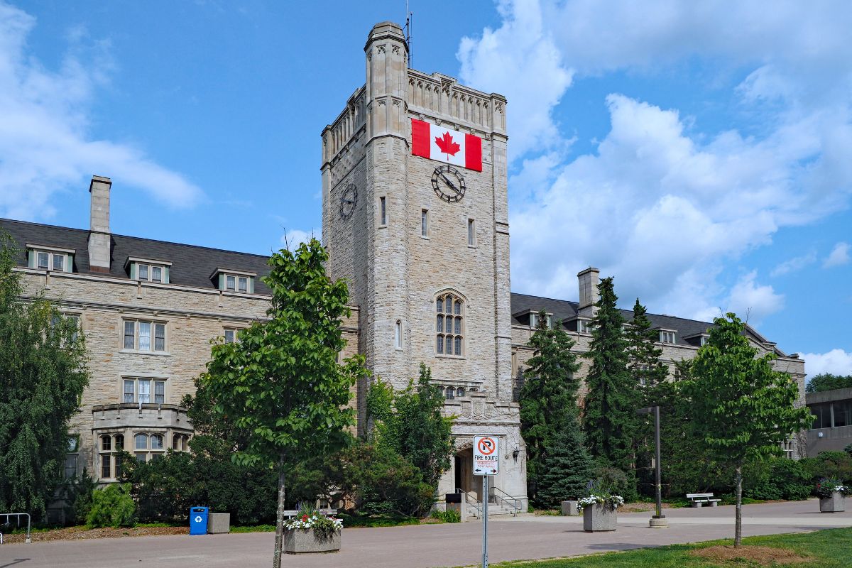 Machine learning - Johnston Hall - University of Guelph - Canadian University