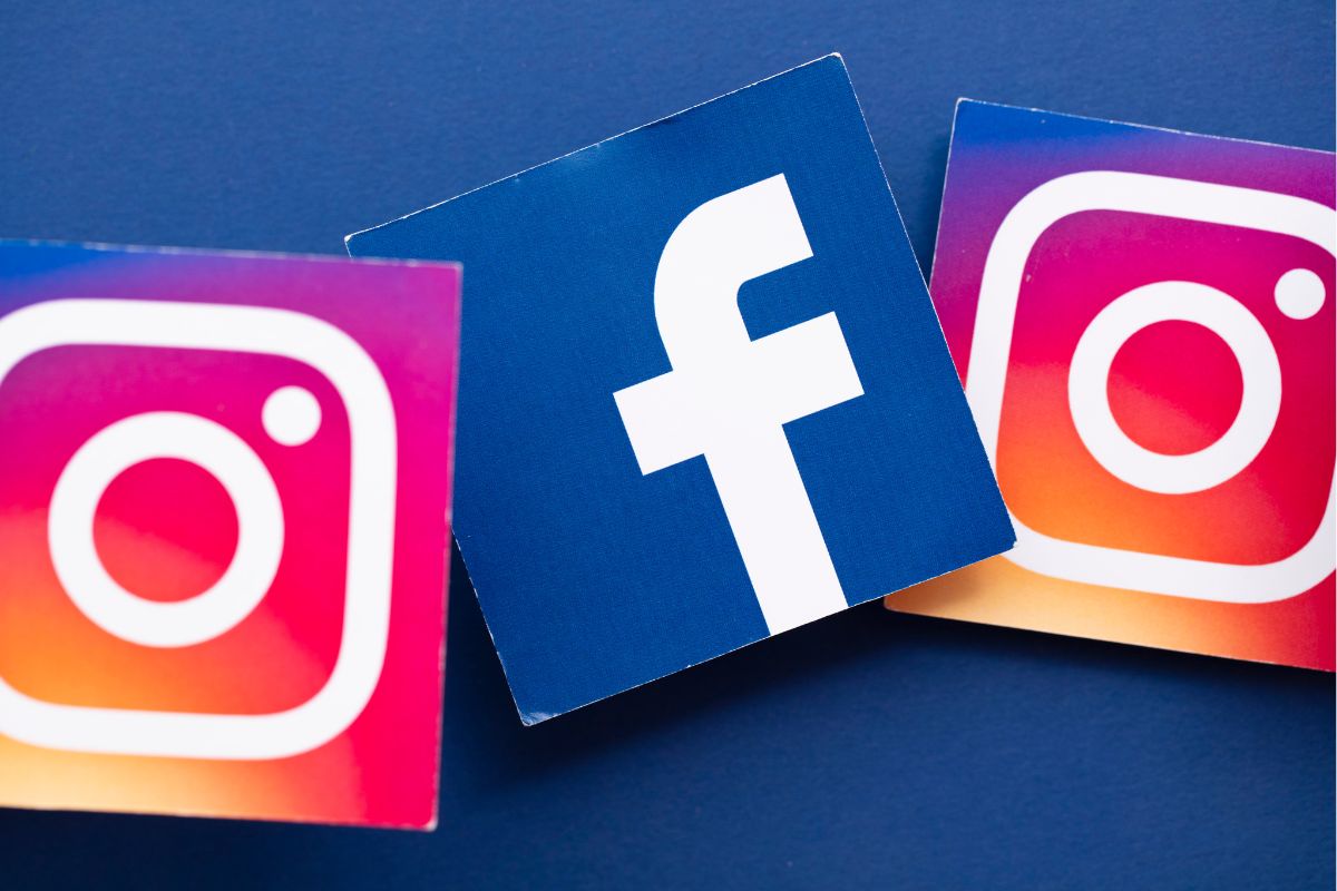 Meta apps - Facebook and Instagram logos
