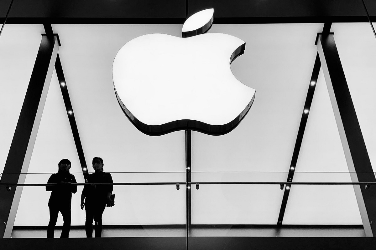 VR headset - Apple Sign on building