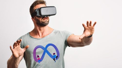 VR Technology - Mega Logo on T-Shirt