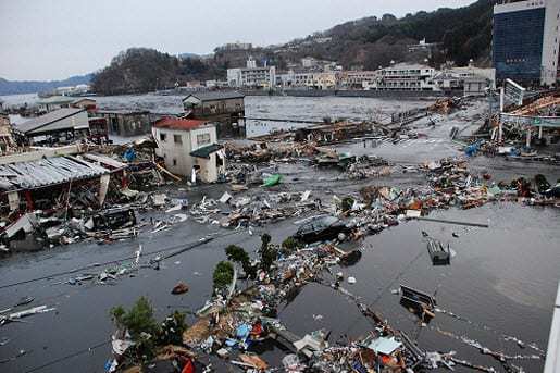 Kamaishi Beach Tsunami 2011