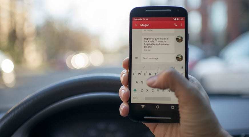 Arizona cellphone driving ban - Texting while driving
