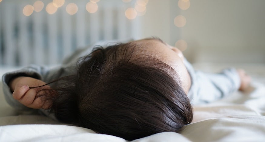 Baby monitor wearables - Baby Sleeping