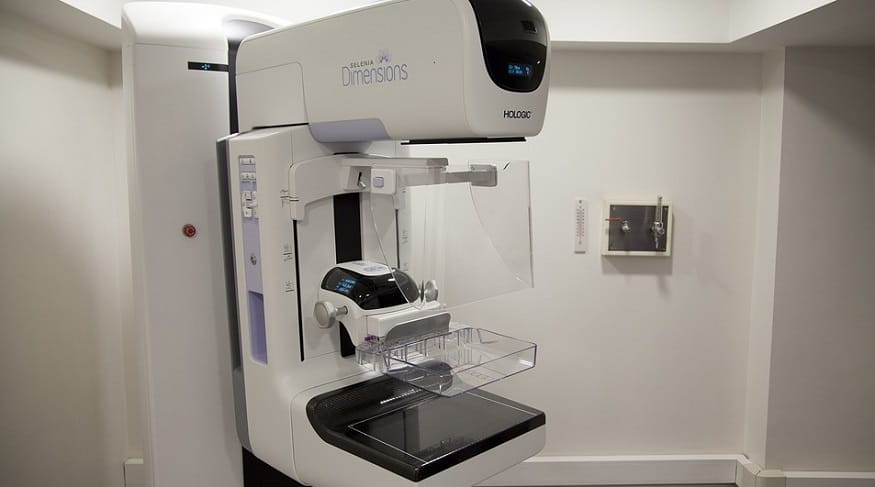 AI breast cancer detection - mammogram machine