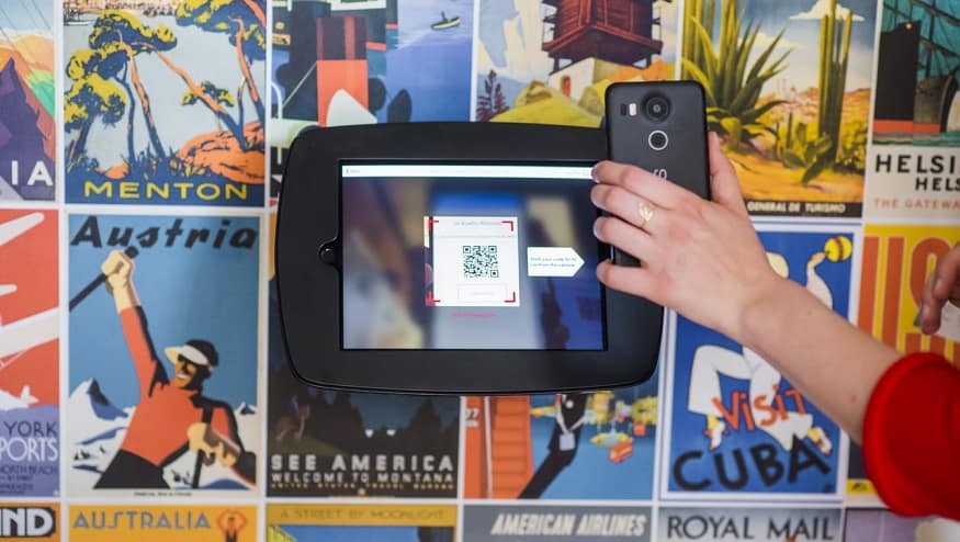 Mural QR code - Scanning QR code