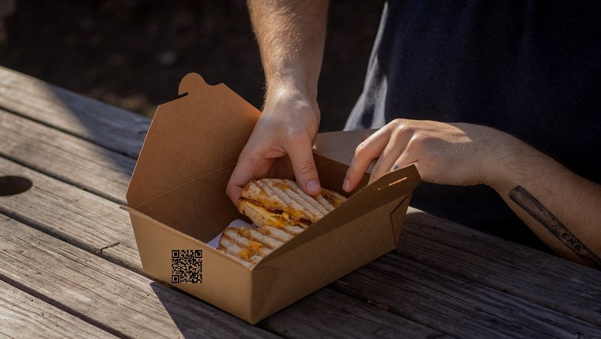 QR code take-out containers - food container with QR code