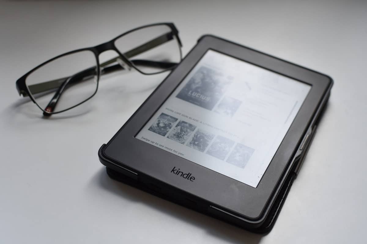 Kindle Paperwhite Device