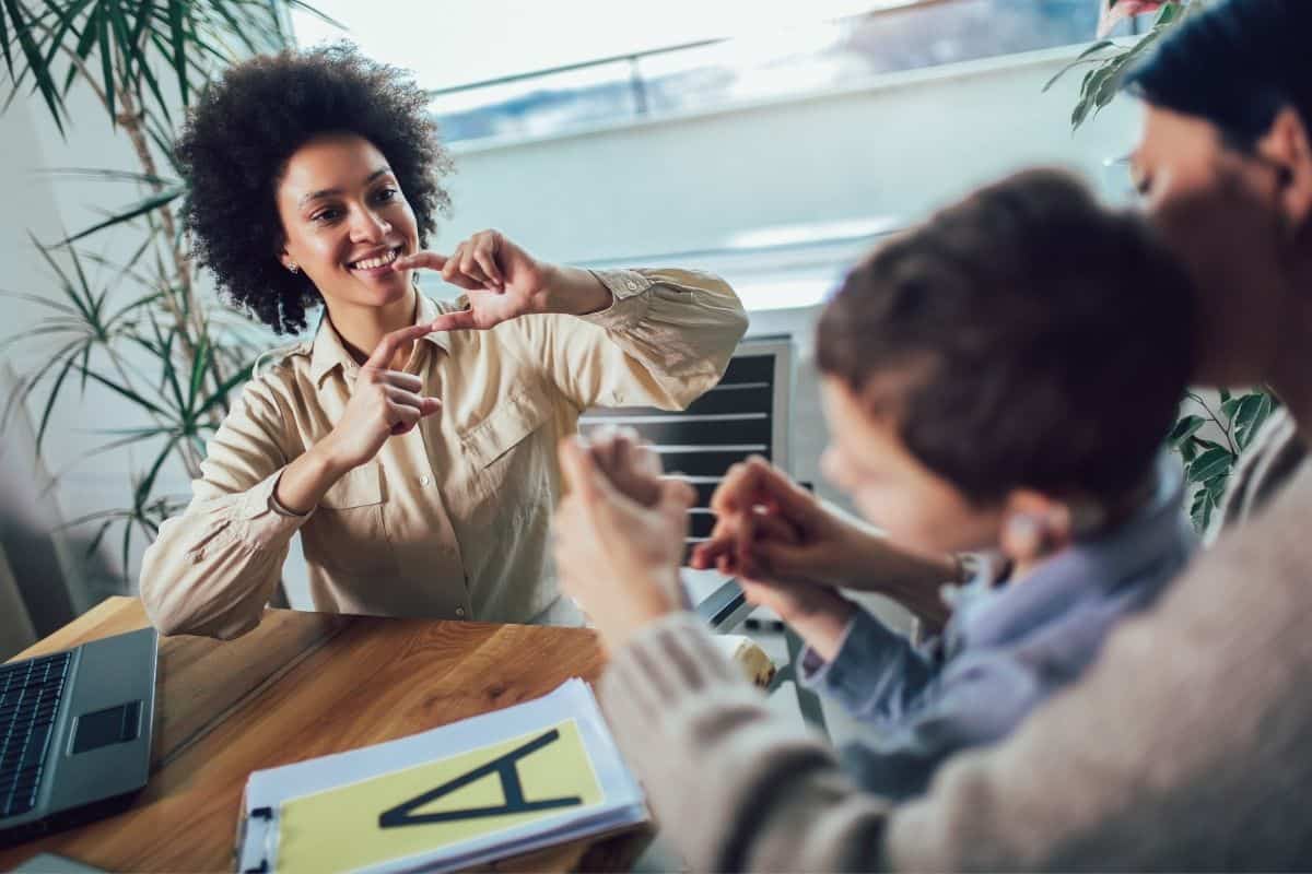 Wearable device - sign language learning