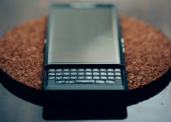 OnwardMobility to launch 5G BlackBerry with physical keyboard