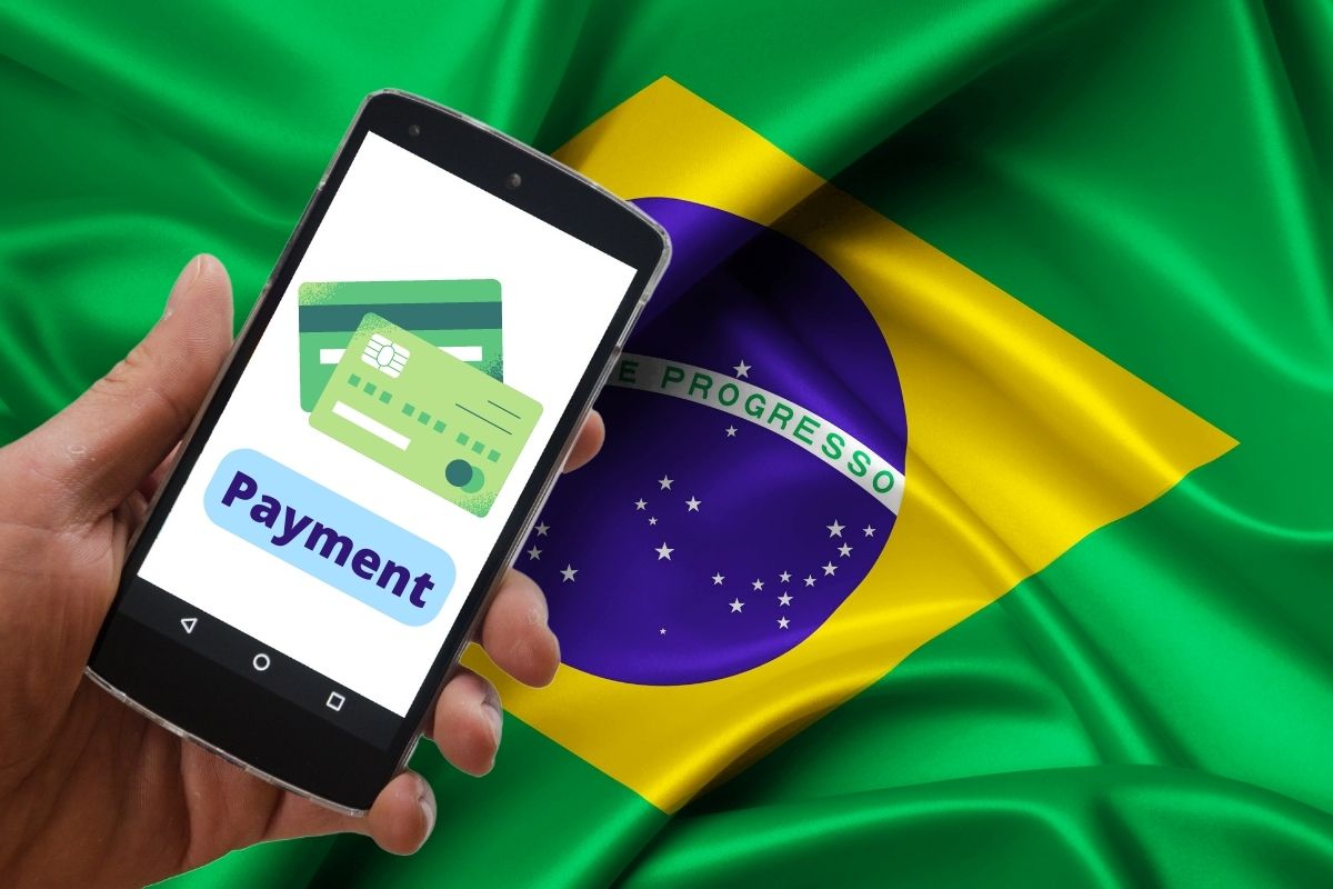 Mobile wallet - Brazil Flag - smartphone
