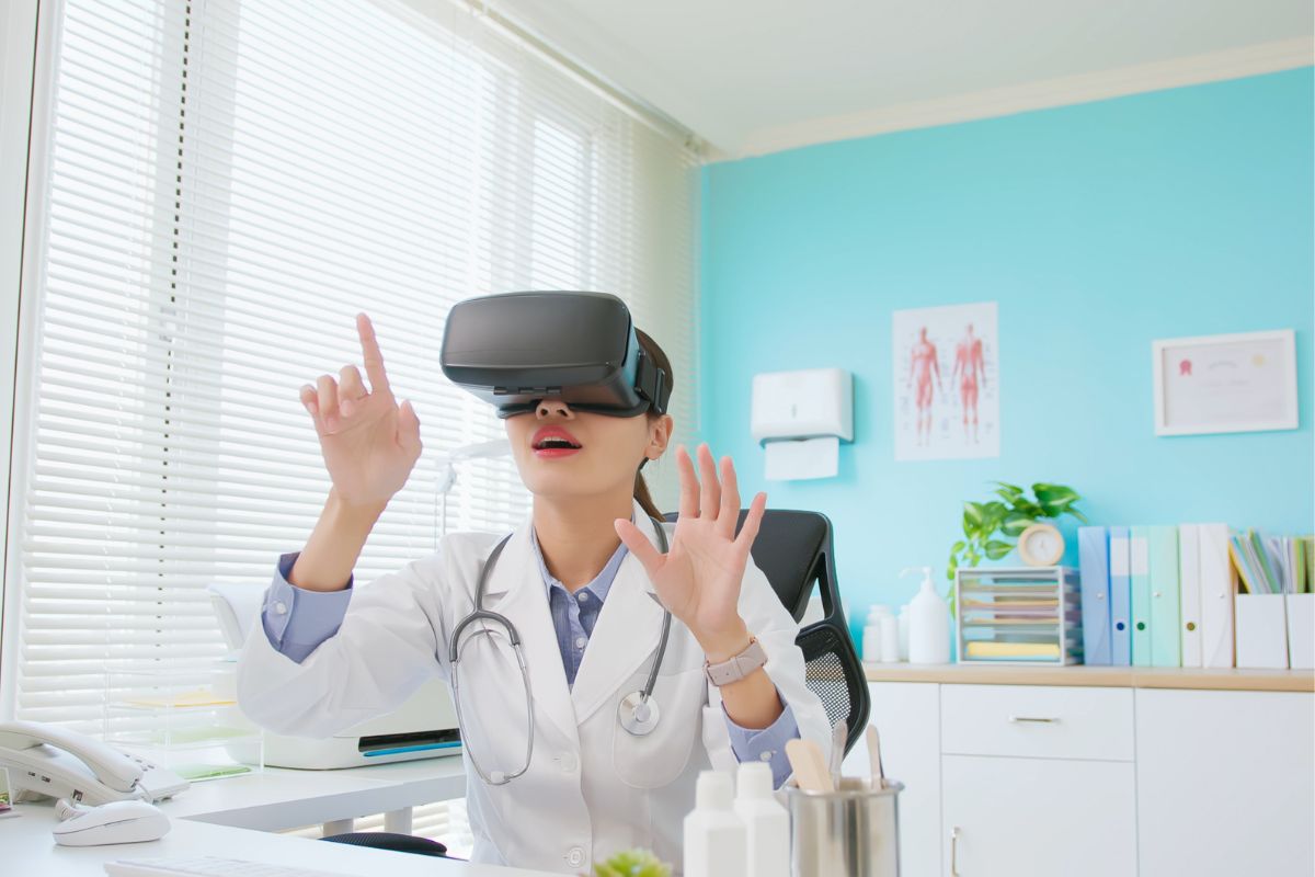 Augmented reality - Doctor Using VR headset