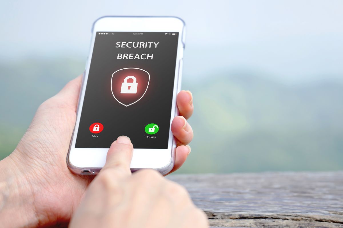 Mobile security - Security Breach