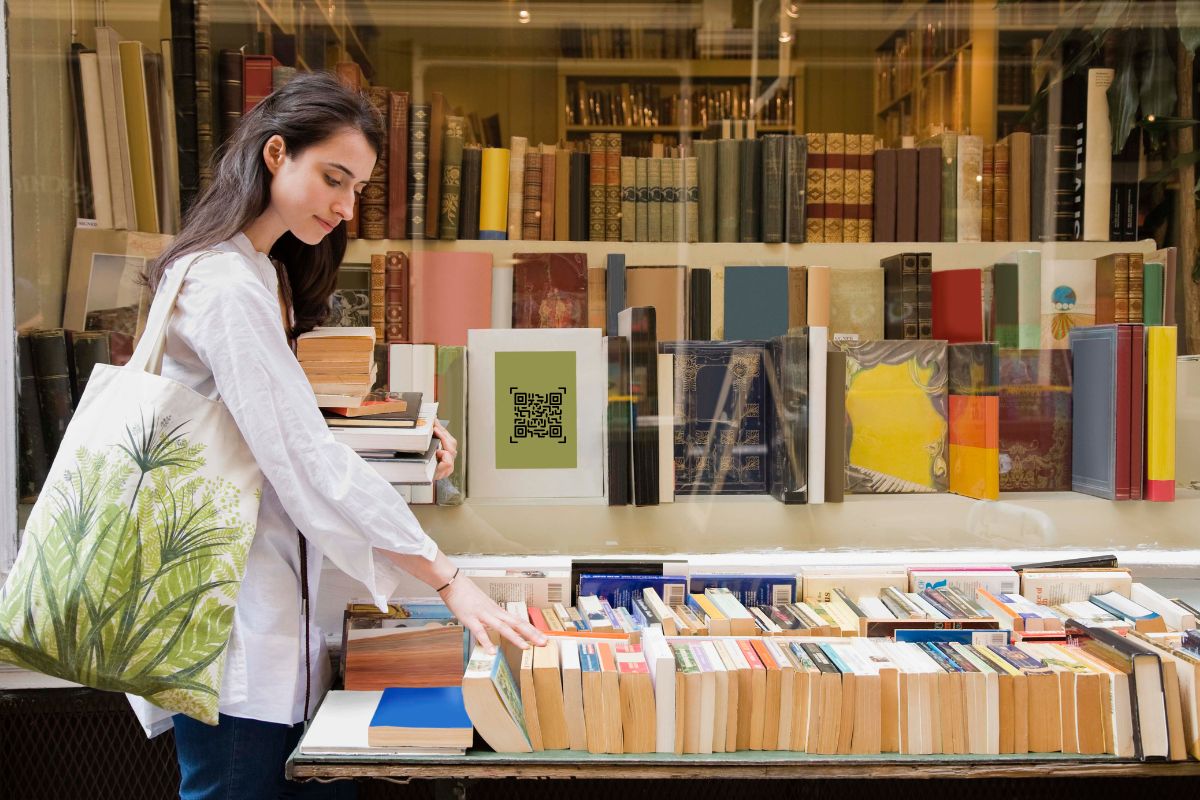 QR codes - Person shopping at bookstore