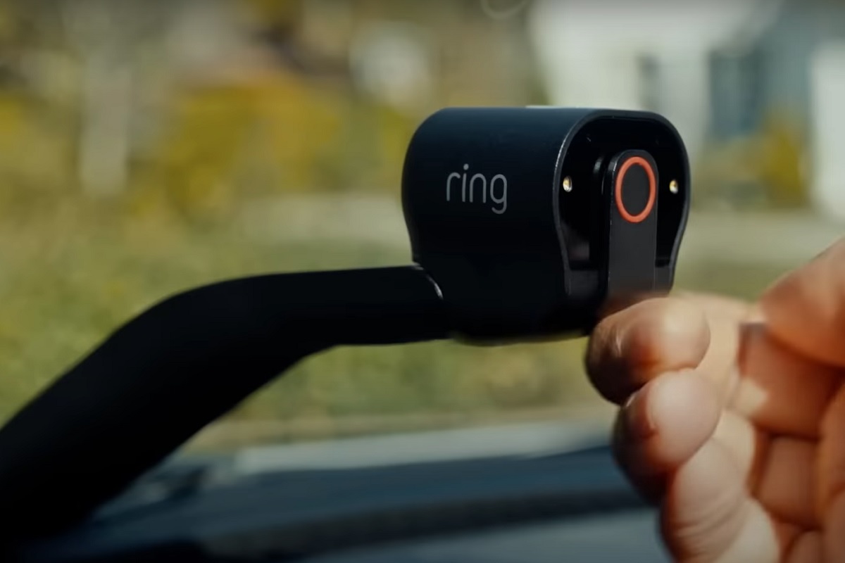 Ring Car Cam - Dual-Facing Dash Security Camera - Motion Recording and Real-Time Alerts - Ring - YouTube - 1