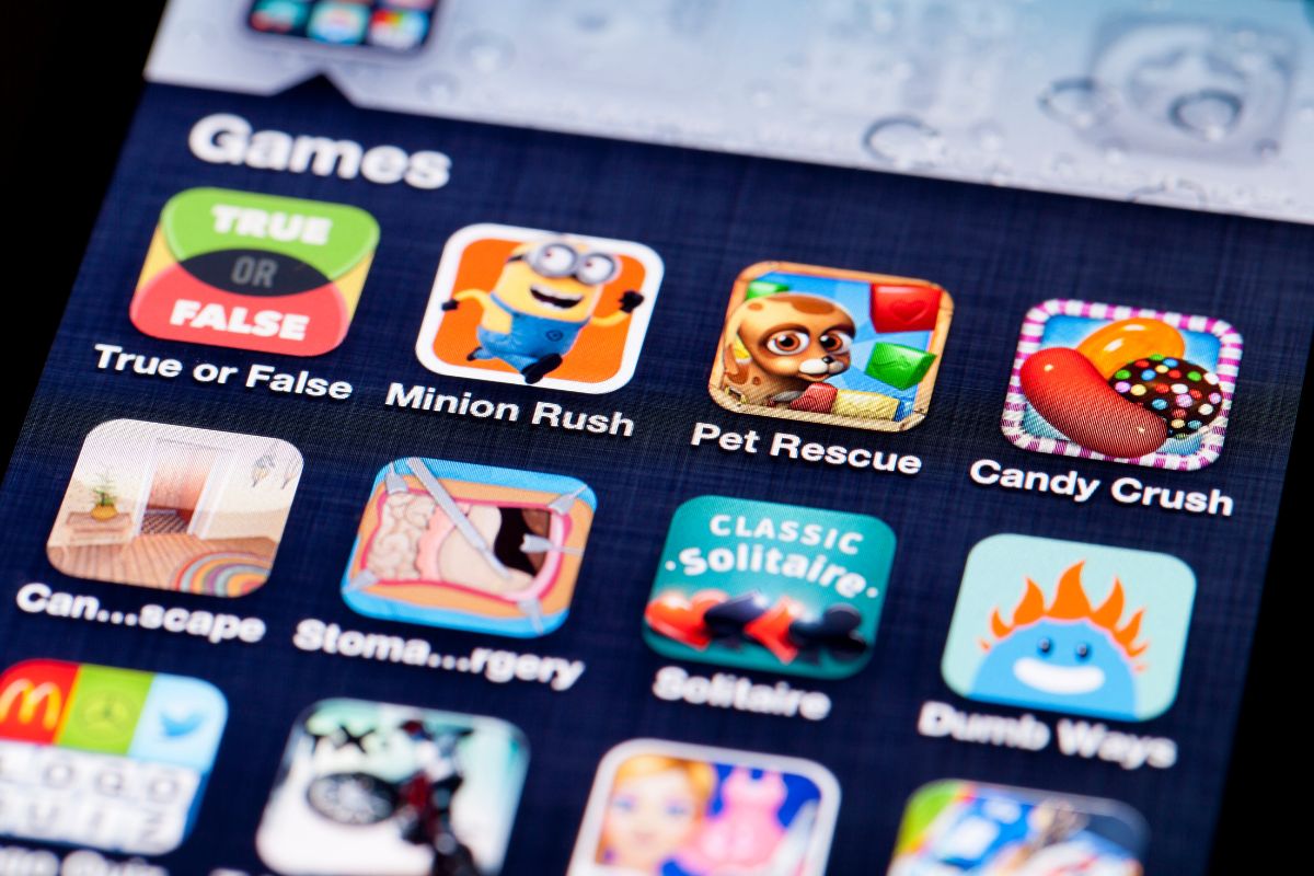 mobile games apps in store