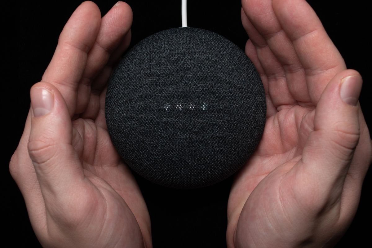 Google Home - Smart Speaker