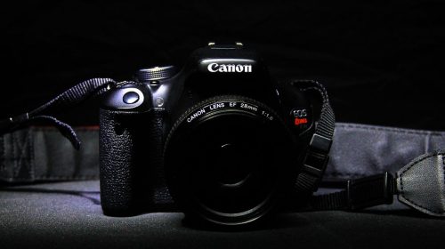 Virtual reality - Image of Canon Camera
