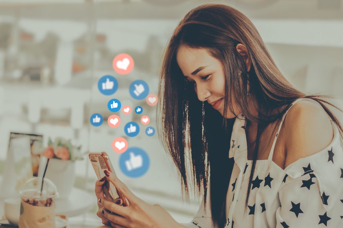 Threads app - Person using social media and getting positive reactions