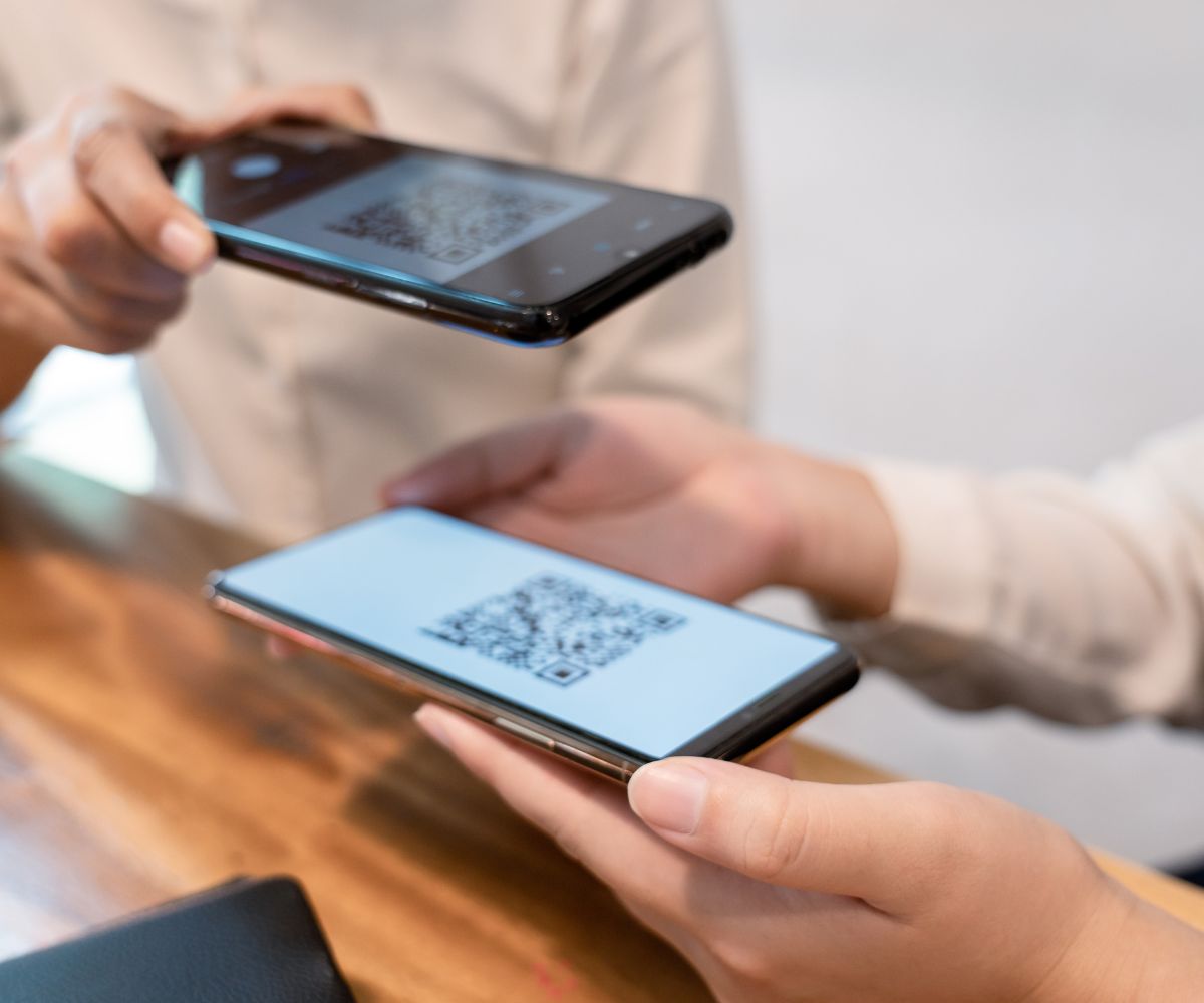 use a reliable qr code reader