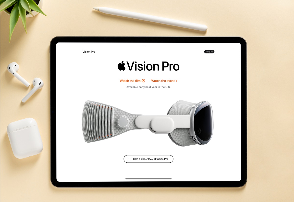 Virtual reality - Apple Vision Pro on screen