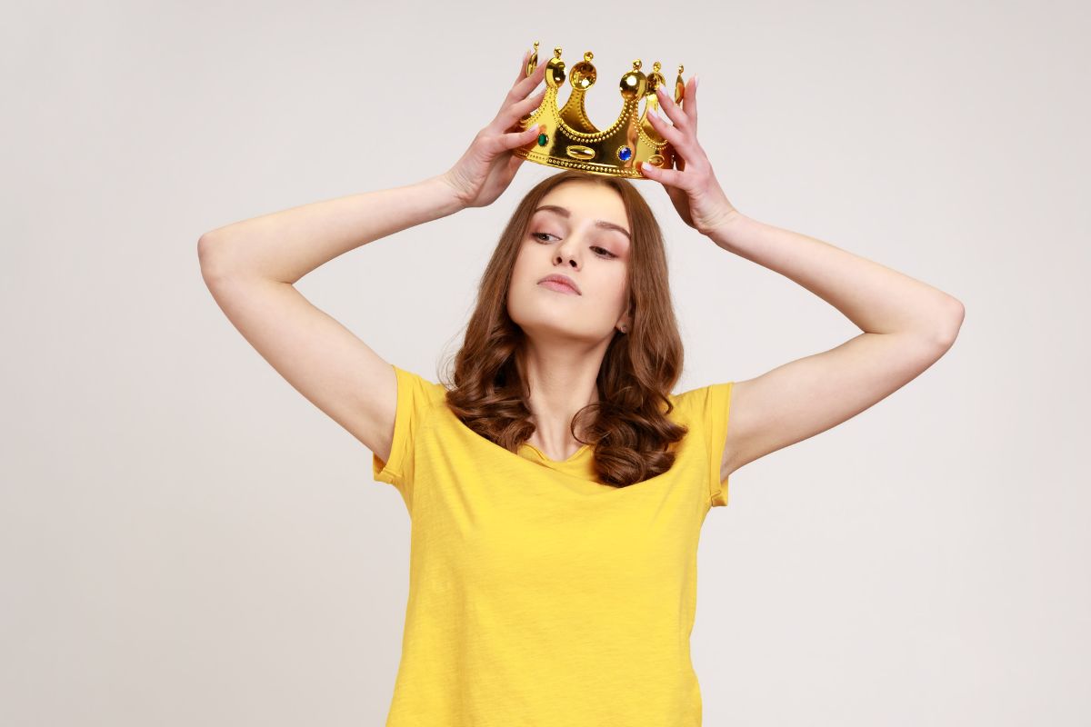 Artificial intelligence - Person with an ego holding a crown