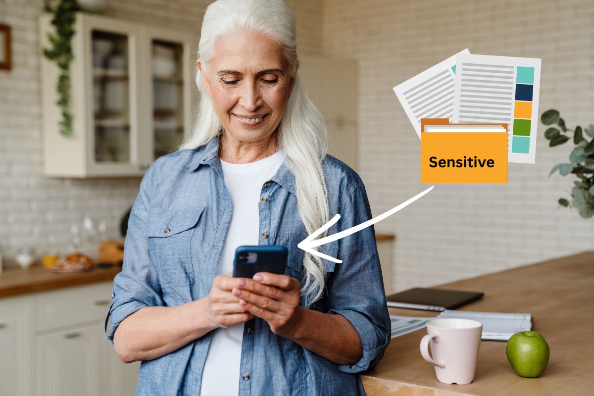 Mobile wallets - Woman using mobile phone